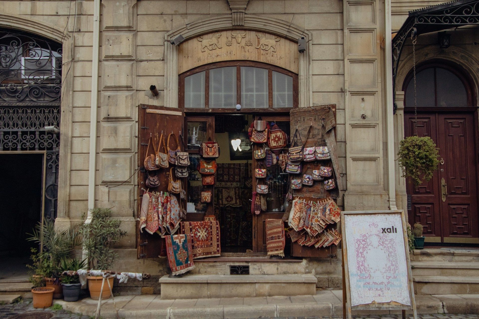 Shopping in Baku: Malls, Bazaars & Souvenirs Guide