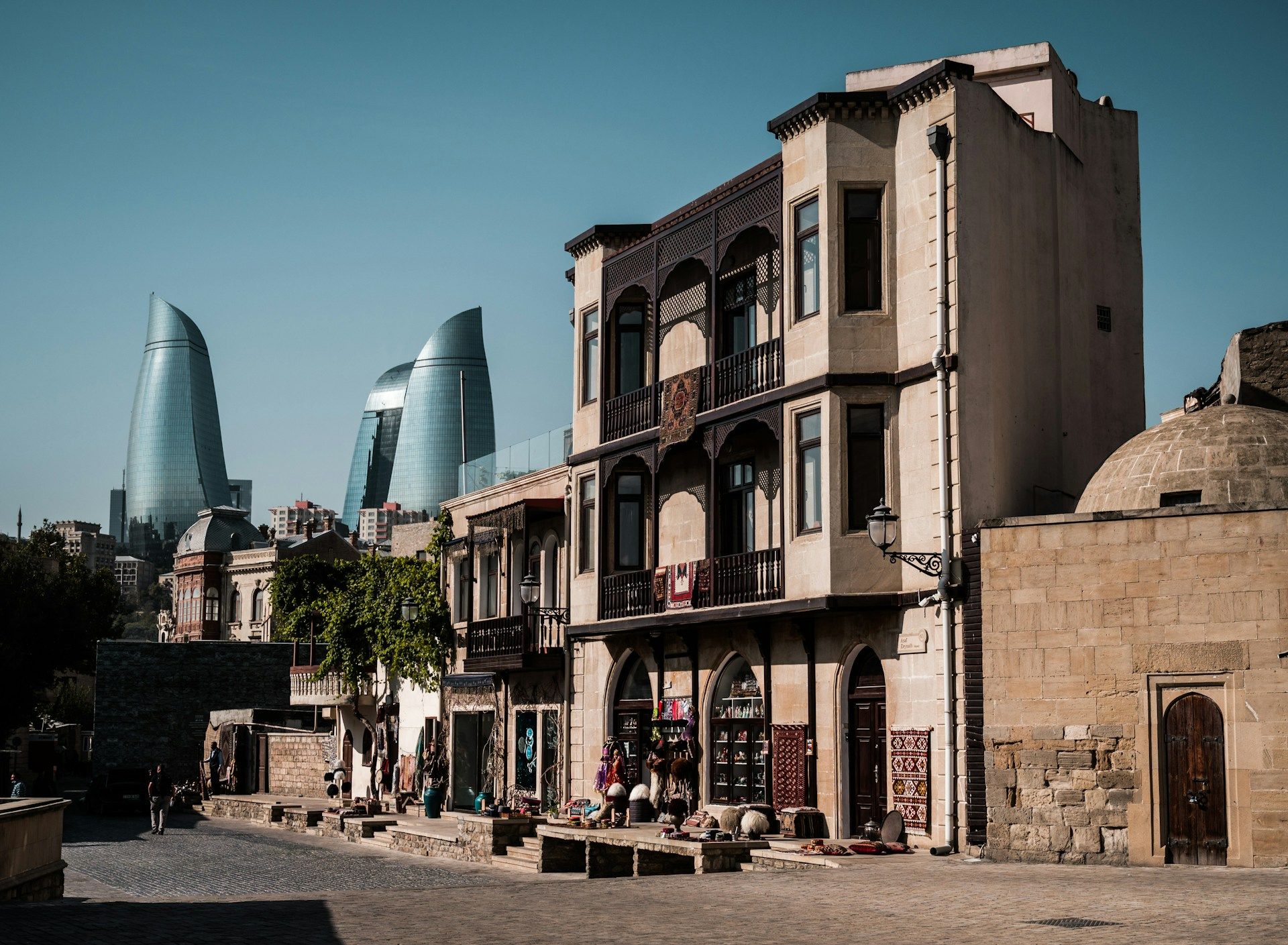Best Time to Visit Azerbaijan: Weather, Festivals & Seasons